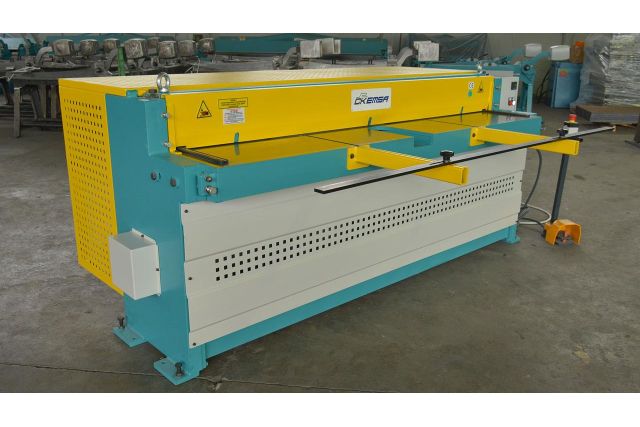 Гильотинные ножницы Ckemsa ERGM 2020 × 2,0 мм