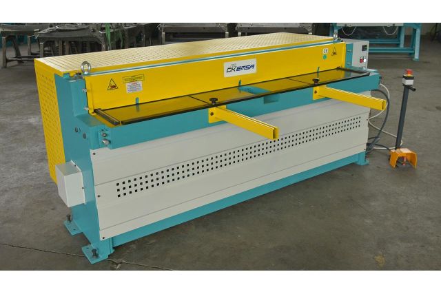 Гильотинные ножницы Ckemsa ERGM 2020 × 2,0 мм