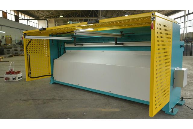 Гільйотинні ножиці Ckemsa ERGM 2020 × 2,0 мм