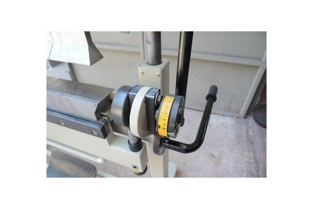 Ручний листогиб з поворотною балкою CK EMSA AFM 1270х1,5