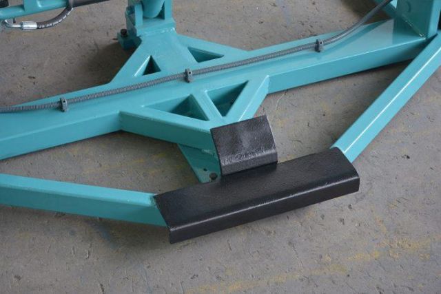 Гідравлічний згинальний верстат CK EMSA CKL-H 1260 × 2,0 мм