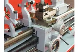 Токарно-гвинторізний верстат Holzmann ED 1000NDIG 11