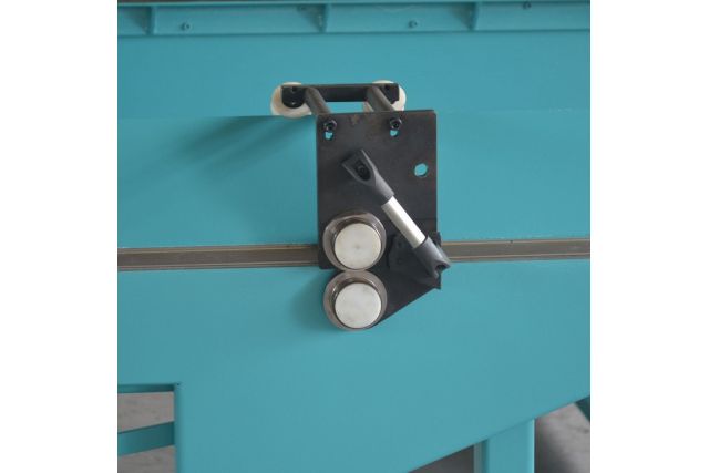 Листогибочный станок CK EMSA CKH 2540×0,8