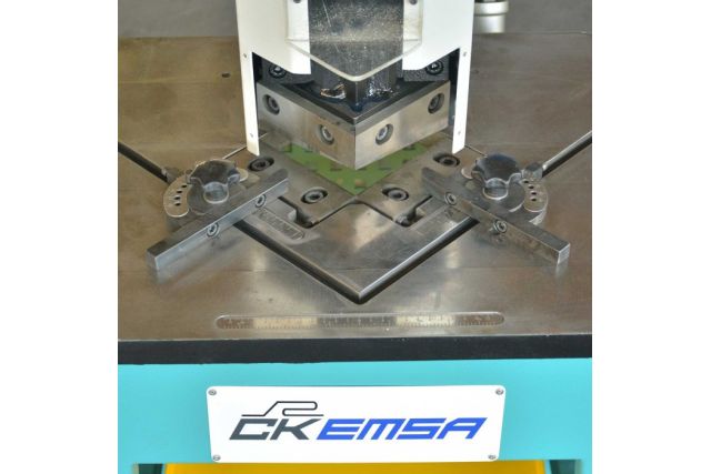 Кутовисічний верстат з фіксованим кутом CK EMSA PN-3