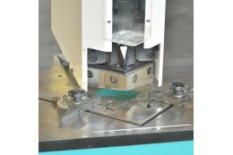 Угловысечной станок с фиксированным углом CK EMSA PN-3 Угловысечной станок с фиксированным углом CK EMSA PN-3