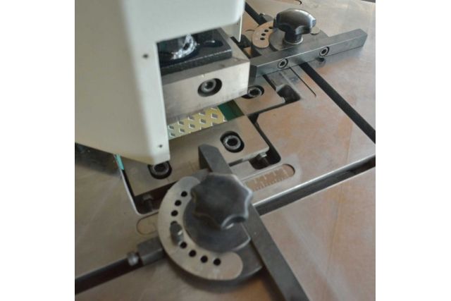 Угловысечной станок с фиксированным углом CK EMSA PN-3