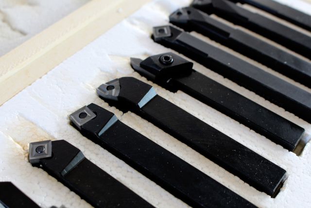 Різці токарні, КОМПЛЕКТ з 9 шт. 12 мм Holzmann 9TLG12