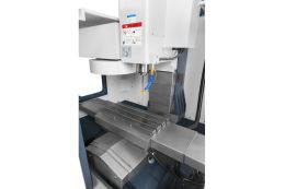 4-осьвий оброблювальний центр з ЧПК Cormak MILL 600