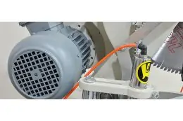 Ручная торцовочная пила для резки алюминия Tugra Makina DK 400 3