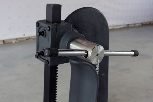 Ручний прес CORMAK AP 3