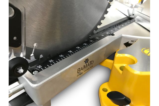 Торцювальна пила Bamato KP-305