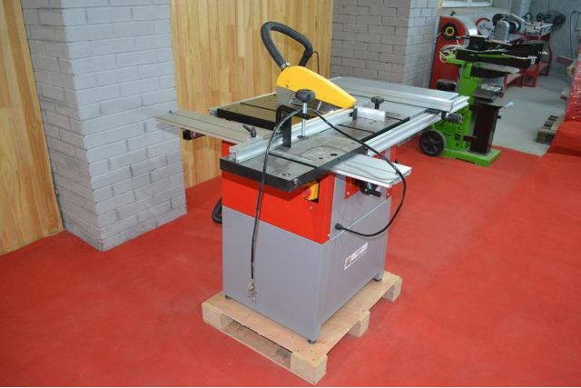 Циркулярная пила Holzmann TS 250