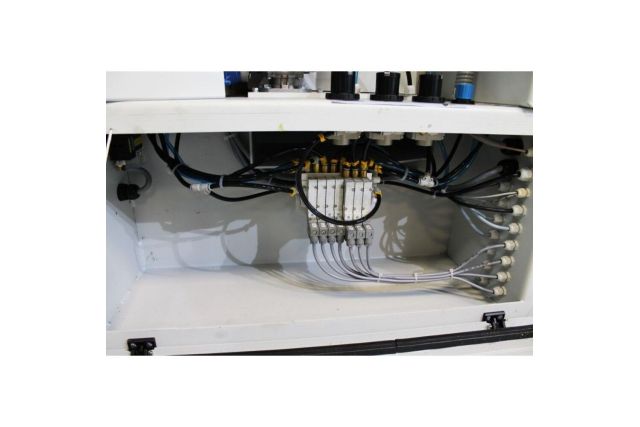 Автоматичний кромкооблицювальний верстат...