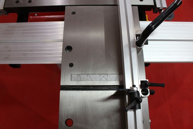 Циркулярная пила Holzmann TS 200