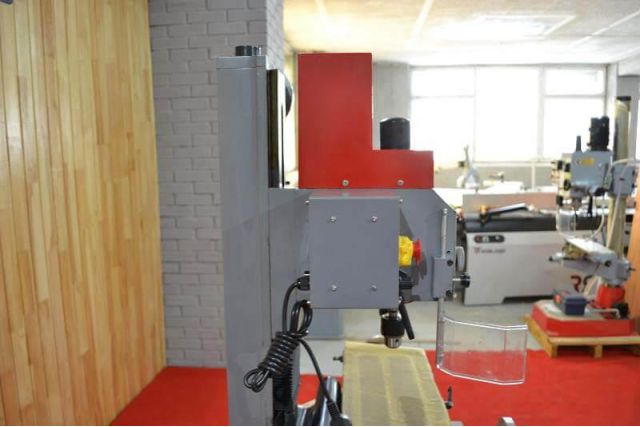 Фрезерный станок Hozmann BF 20V