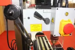 Фрезерный станок Holzmann BF 16V 4