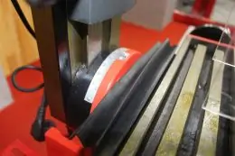 Фрезерный станок Holzmann BF 16V 8