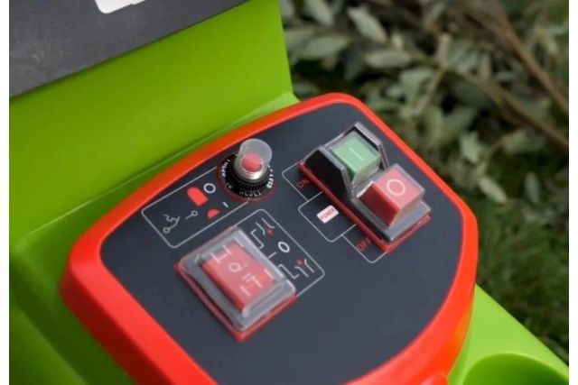 Садовый измельчитель Zipper ZI-GHAS2800