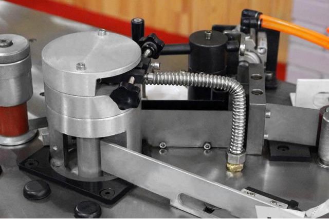 Кромкооблицювальний верстат Holzmann KAM 535