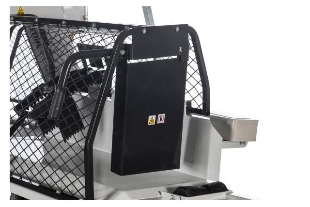 Напівавтоматична машина для різання і розколу...