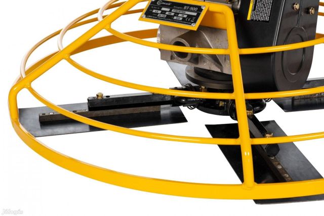 Затирочная машина по бетону Lumag BT900