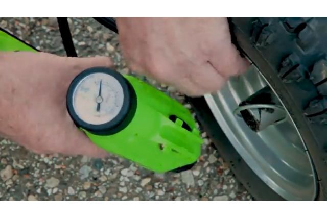 Акумуляторний насос-компресор Zipper ZI-LPE20-AKKU