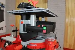 Пила торцовочно-циркулярная Holzmann TK 305 6