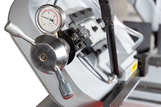 Ленточная пила по металлу Holzmann BS 370 TOP_400V