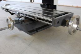 Фрезерный станок CORMAK HK-25L Vario