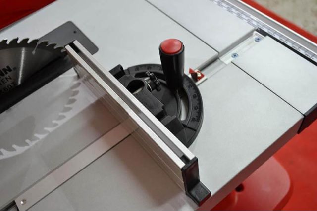 Циркулярная пила Holzmann TK 255