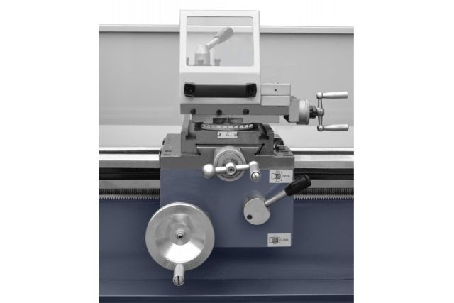 Універсальний токарний верстат CORMAK TYTAN 700