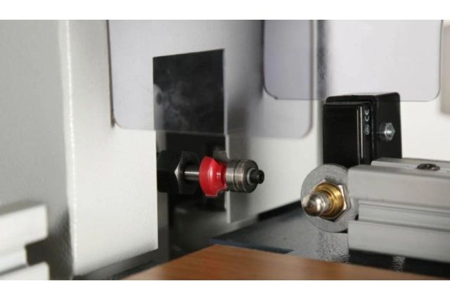 Станок для скругления углов (раунд) FN 1000