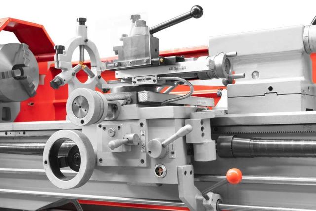 Токарный станок по металлу Holzmann ED 1000GDIG