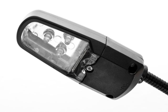 Лобзиковий верстат Holzmann DKS 21PRO