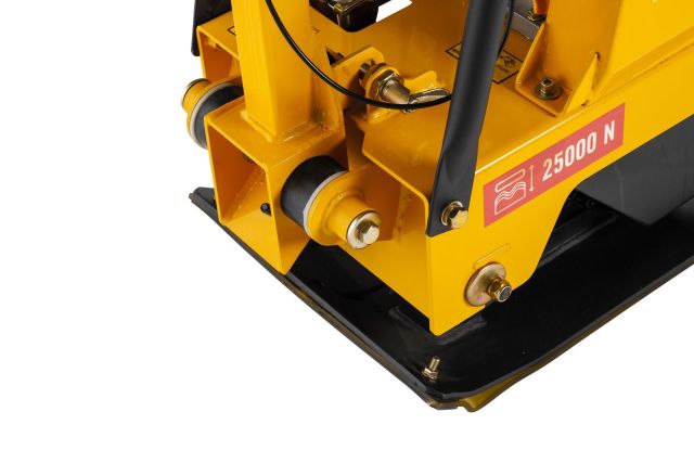 Віброплита реверсивна Lumag RP130HPC (25кН)