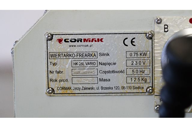 Фрезерний верстат CORMAK HK-25L Vario з підставкою