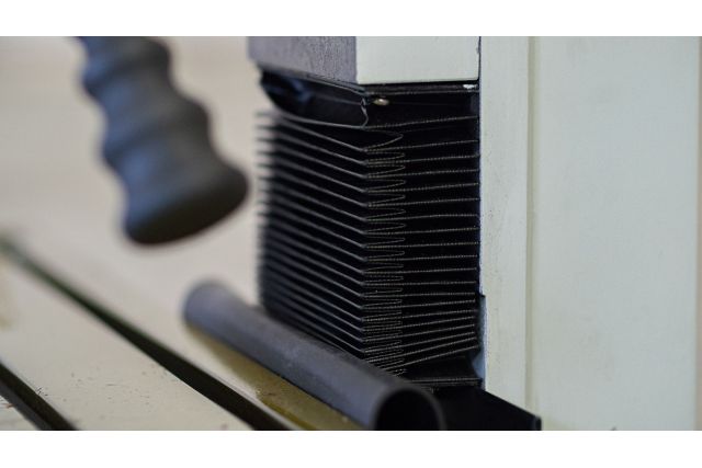 Фрезерный станок CORMAK HK-25L Vario с подставкой