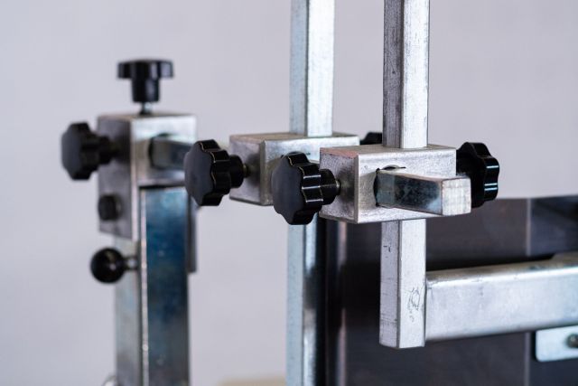 Фрезерний верстат з кареткою NETMAK FR 2000 S