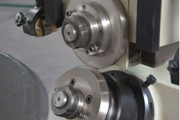 Відбортовочно-відрізний верстат Isitan SDK 6