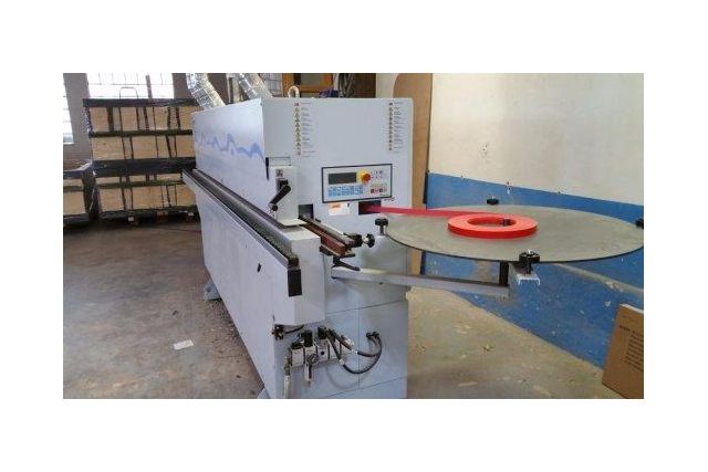 Кромкооблицювальний верстат Brandt AMBITION 1110 F