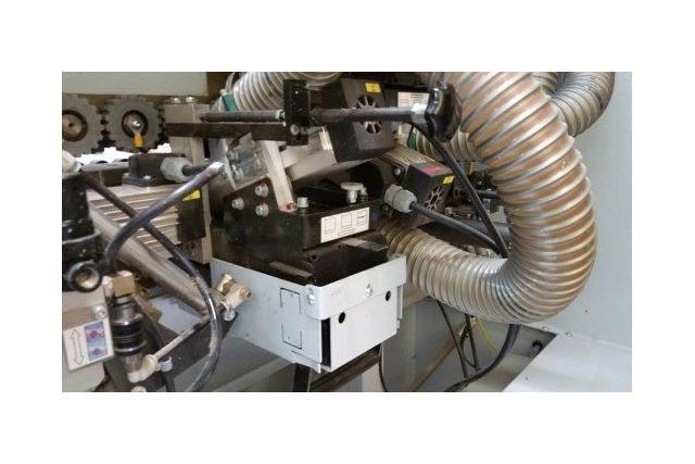 Кромкооблицювальний верстат Brandt AMBITION 1110 F