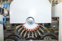 Автоматический шлифовальный станок для профилей  KA-MA KR PM 10