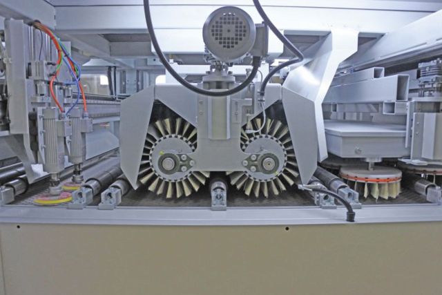 Щітково-шліфувальний верстат KA-MA KR YZM 1300