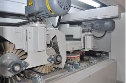 Автоматический щеточно-шлифовальный станок KA-MA KR FZM 1300-1