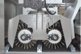 Автоматический щеточно-шлифовальный станок KA-MA KR FZM 1300-1