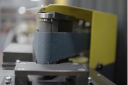 Горизонтальний стрічковий шліфувальний верстат Tugra Makina HBG 58