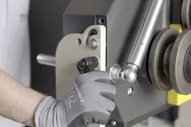 Ручний верстат для гнуття труб і профілів Tugra Makina PK 40 4