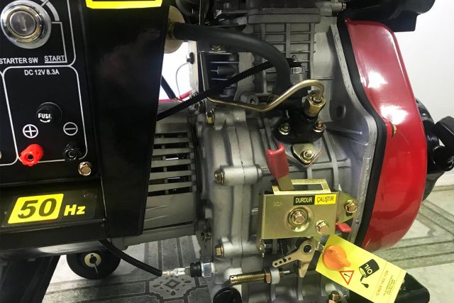 Дизельний генератор SOLAX SDJ7000ME