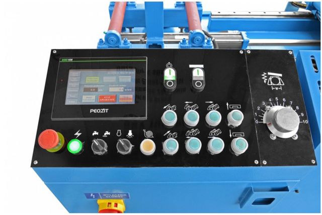 Автоматичний стрічкопильний верстат CORMAK...