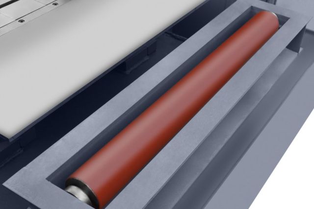 Полуавтоматическая ленточная пила CORMAK...